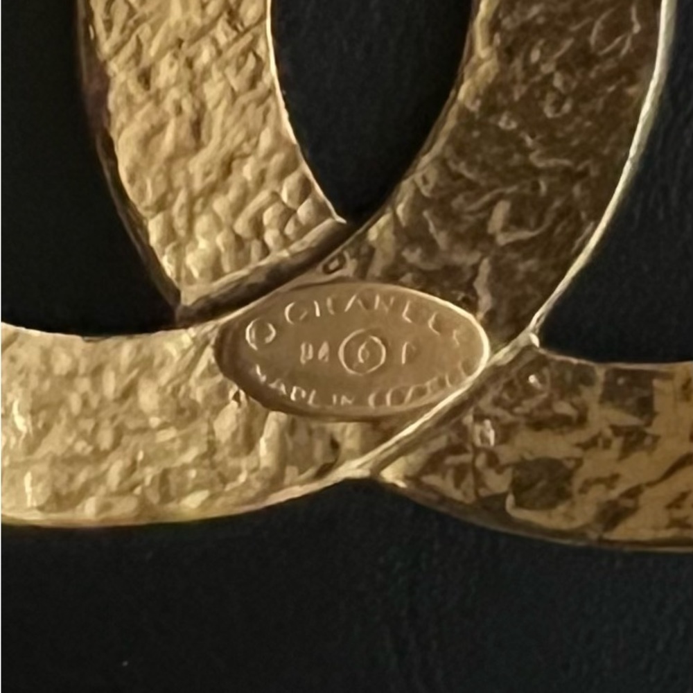 Chanel Brooch - Picture 3 of 4